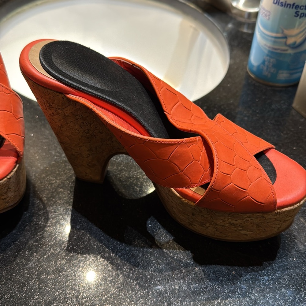 Excellent condition - Picture 2 of 4